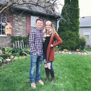 Meet your Posher, Holly